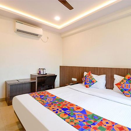 Fabhotel Kzar Select - 2Km From Park Street Kolkata Exterior photo