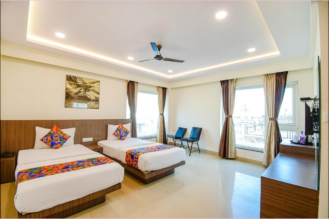 Fabhotel Kzar Select - 2Km From Park Street Kolkata Exterior photo